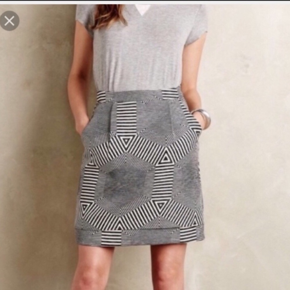 ANTHROPOLOGIE HD in Paris Skirt Geomaze pattern